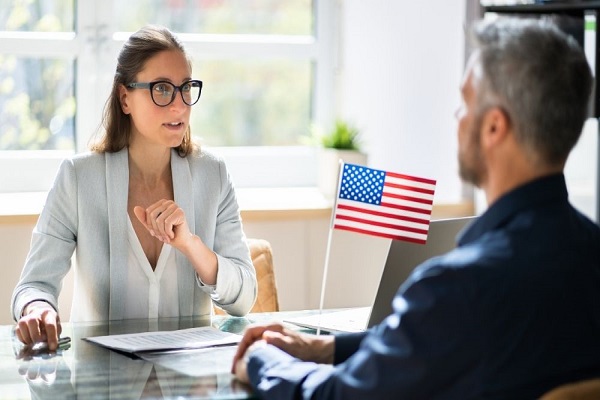 Why You Should Hire A US Immigration Lawyer 2025 Visa Applications 